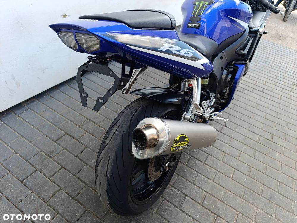 Yamaha R6 - 22
