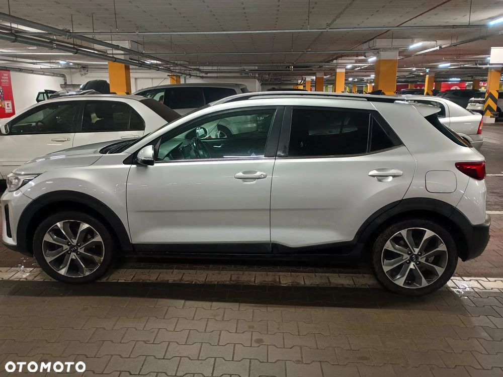 Kia Stonic 1.6 CRDi Vision - 8