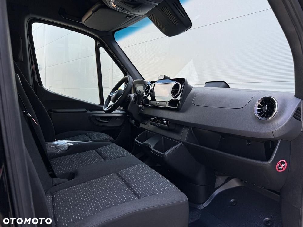 Mercedes-Benz Sprinter Furgon 319 cdi L3H2 4325 mm. - 9