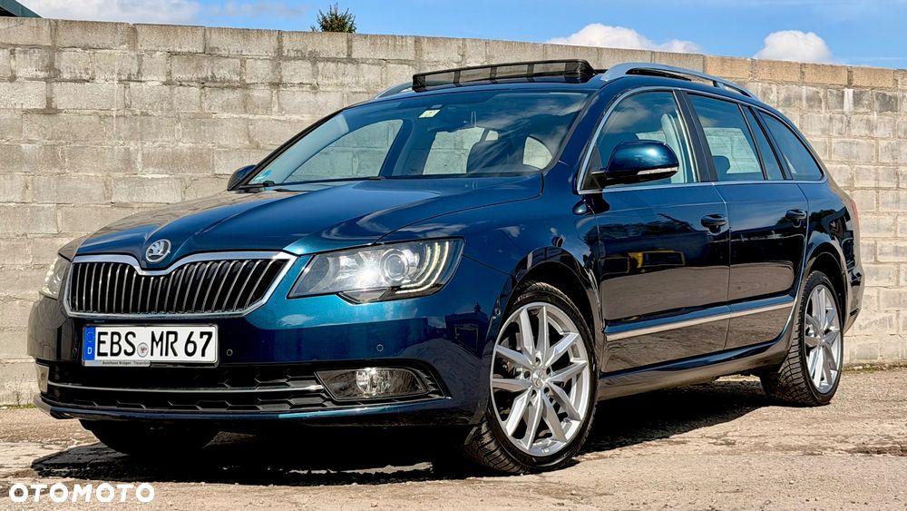 Skoda Superb 2.0 TDI DSG Exclusive - 2