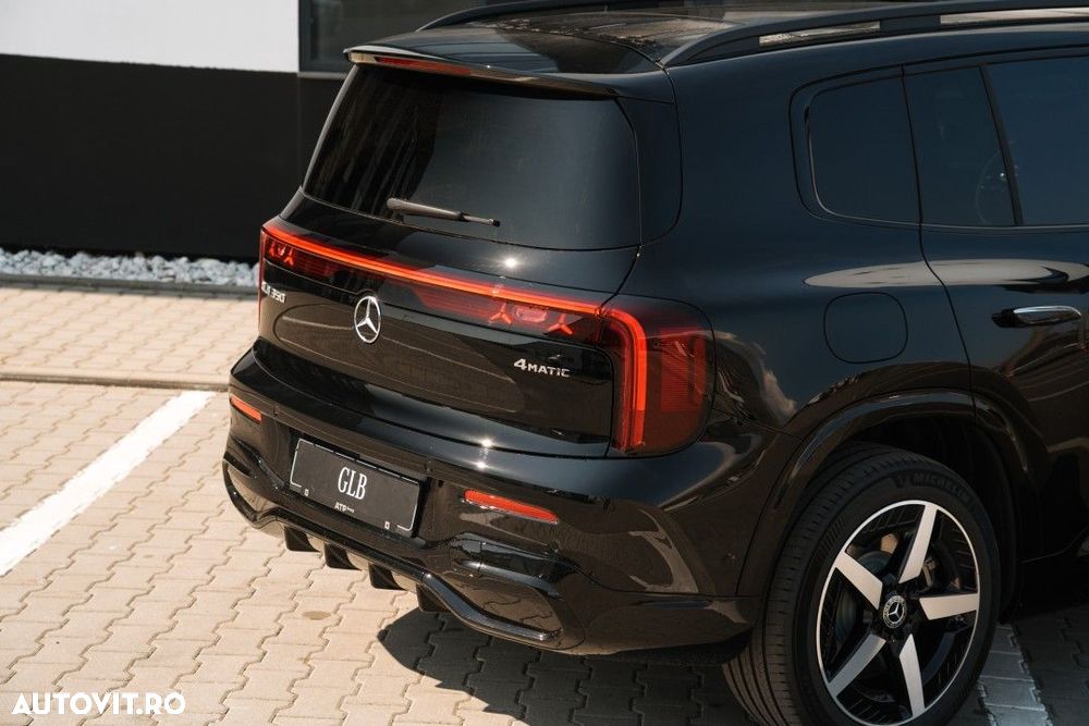 Mercedes-Benz GLB - 27