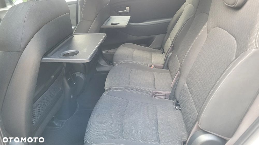Kia Carens 1.7 CRDi 141 Dream Team Edition - 38