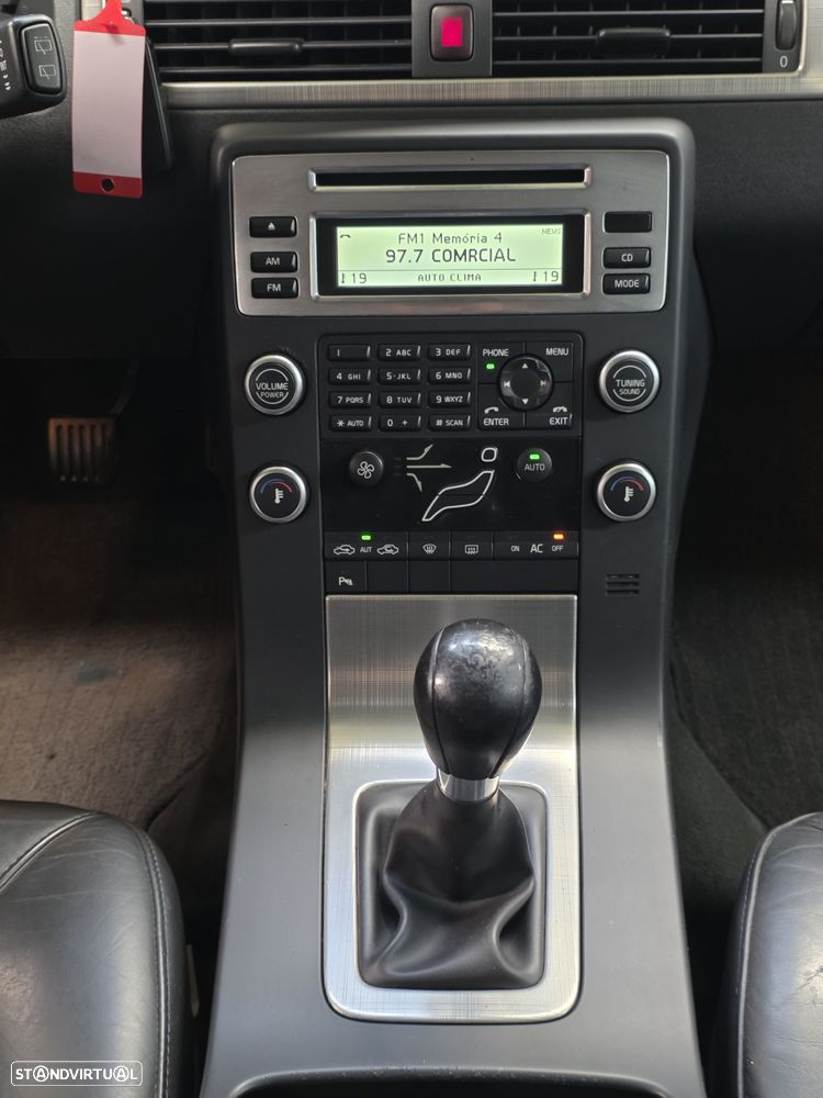 Volvo V70 2.0 D Nivel 3 - 13