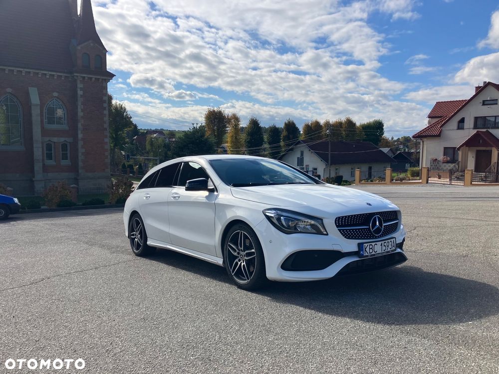 Mercedes-Benz CLA 220 4-Matic - 14
