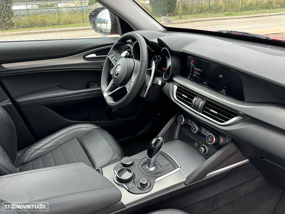 Alfa Romeo Stelvio 2.2 D Super AT8 - 35