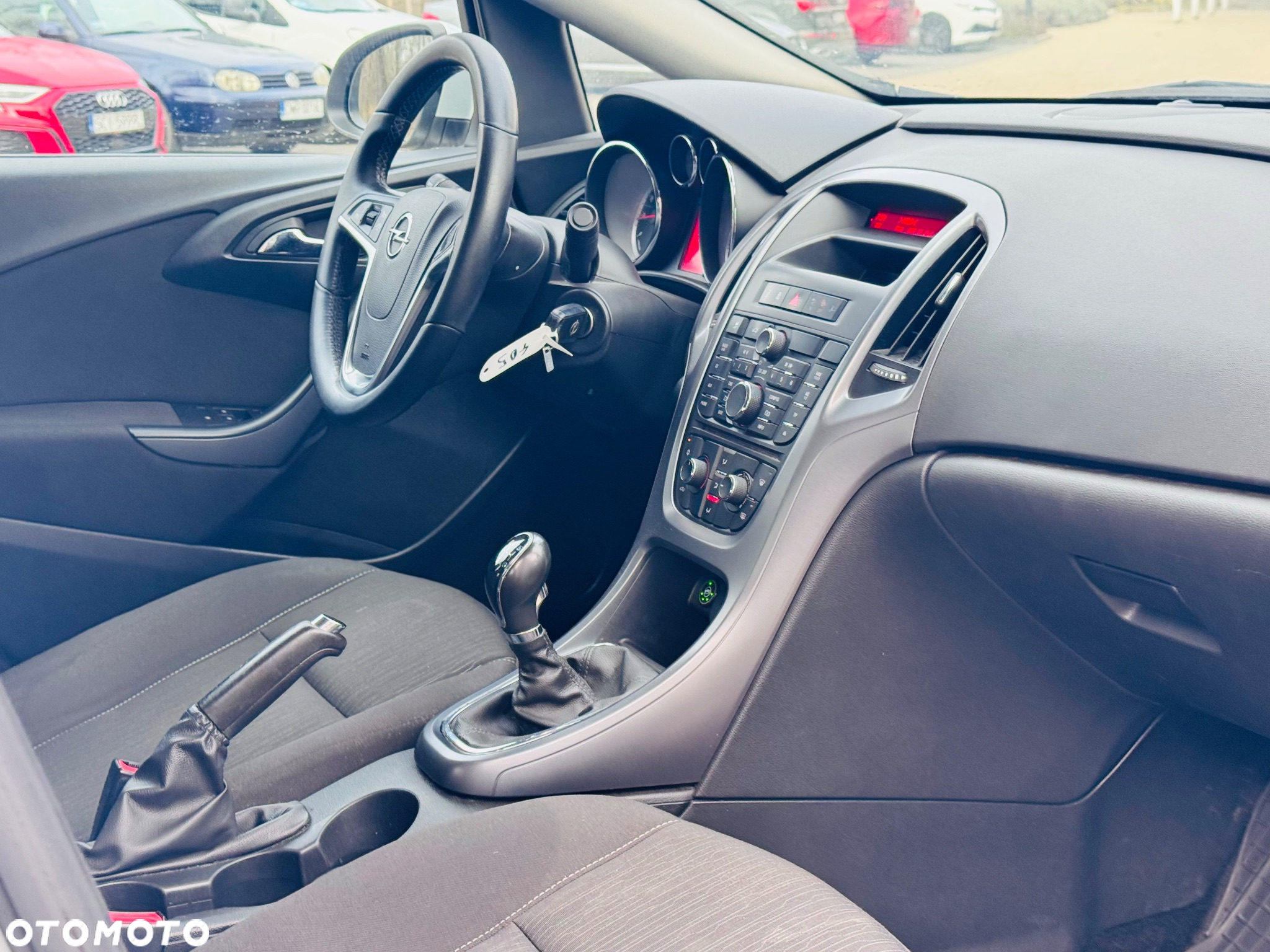 Opel Astra IV 1.4 T Business S&S - 32