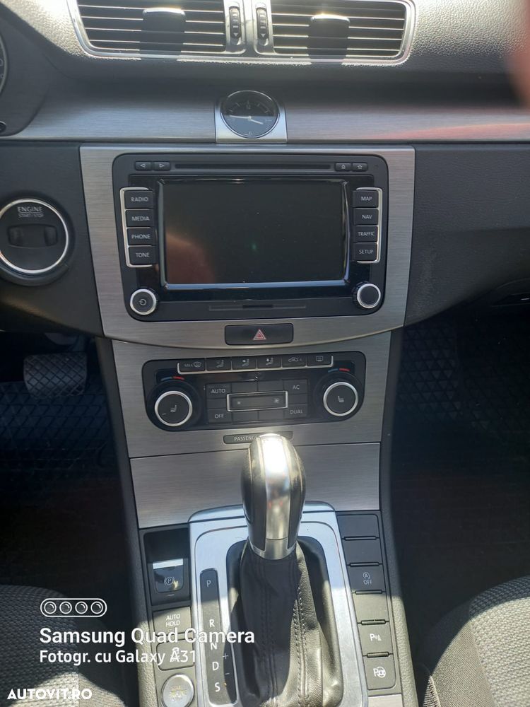 Volkswagen Passat 2.0 TDI Comfortline DPF DSG - 11