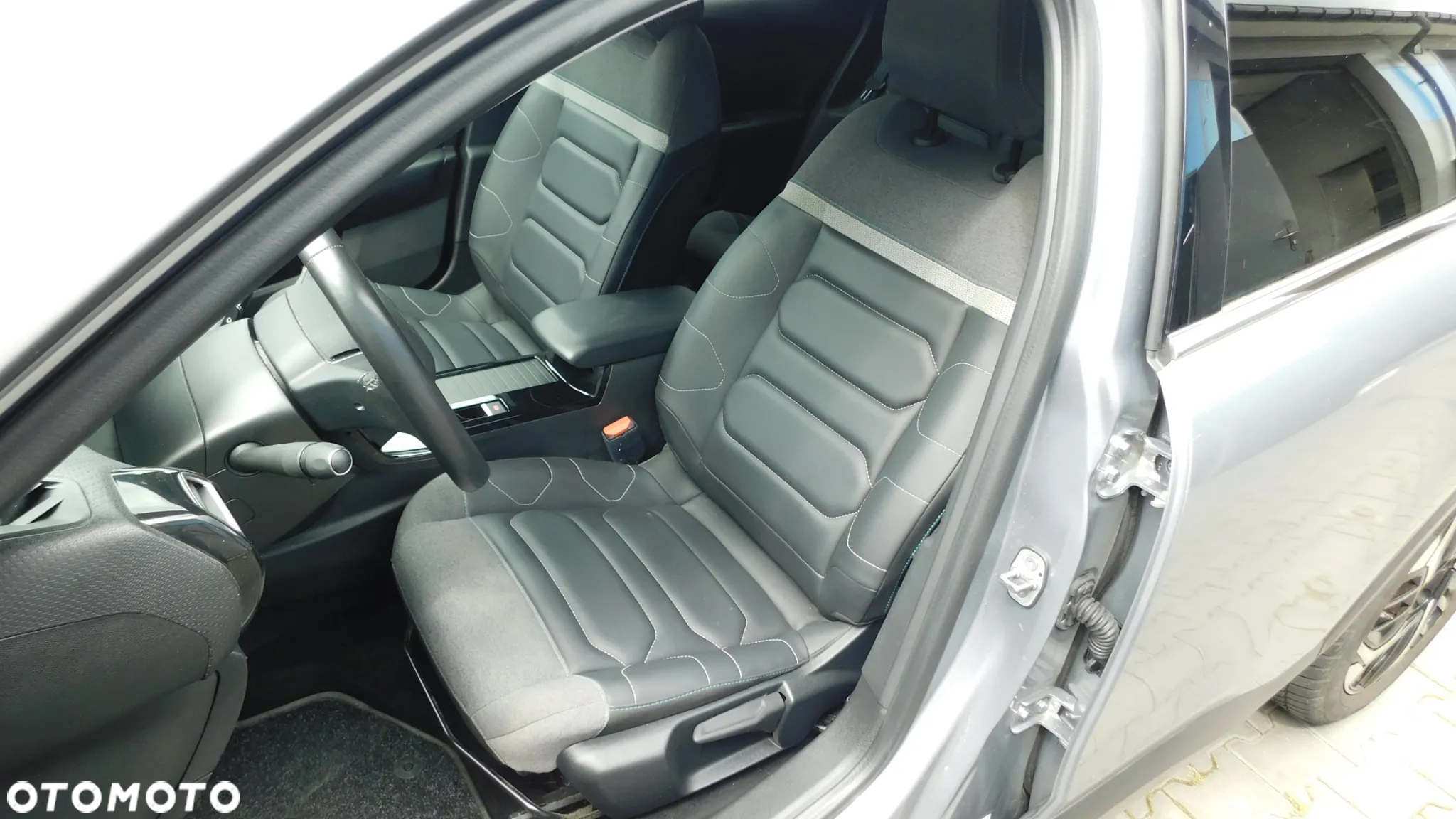 Citroën C4 1.2 PureTech Shine S&S - 18