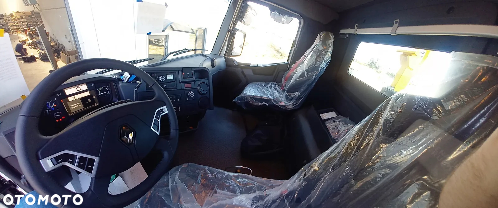 Renault C440 6x2 - 21