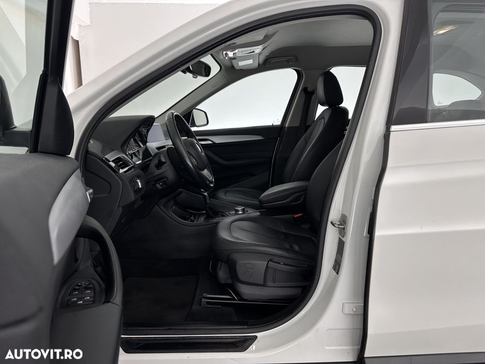 BMW X1 sDrive16d Sport Line - 22