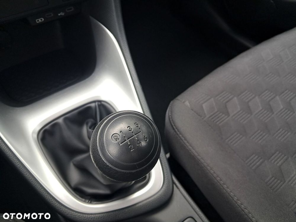 Toyota Yaris 1.5 Active - 24