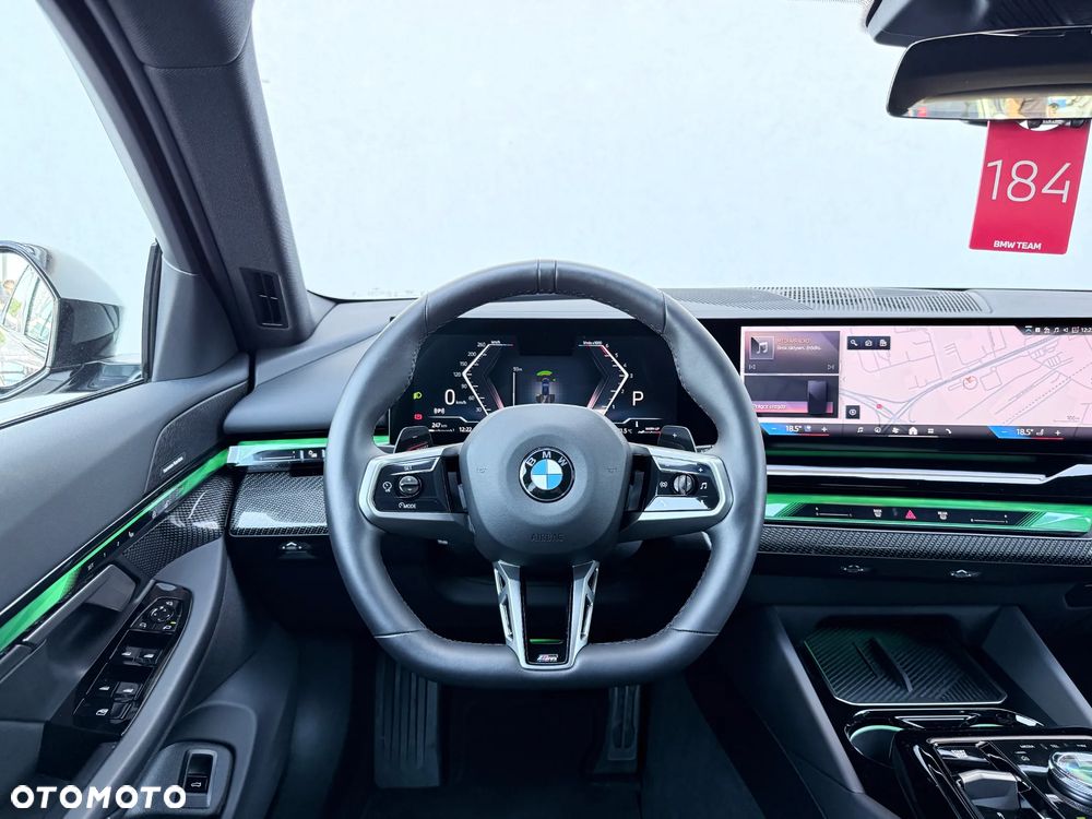 BMW Seria 5 520d xDrive - 34