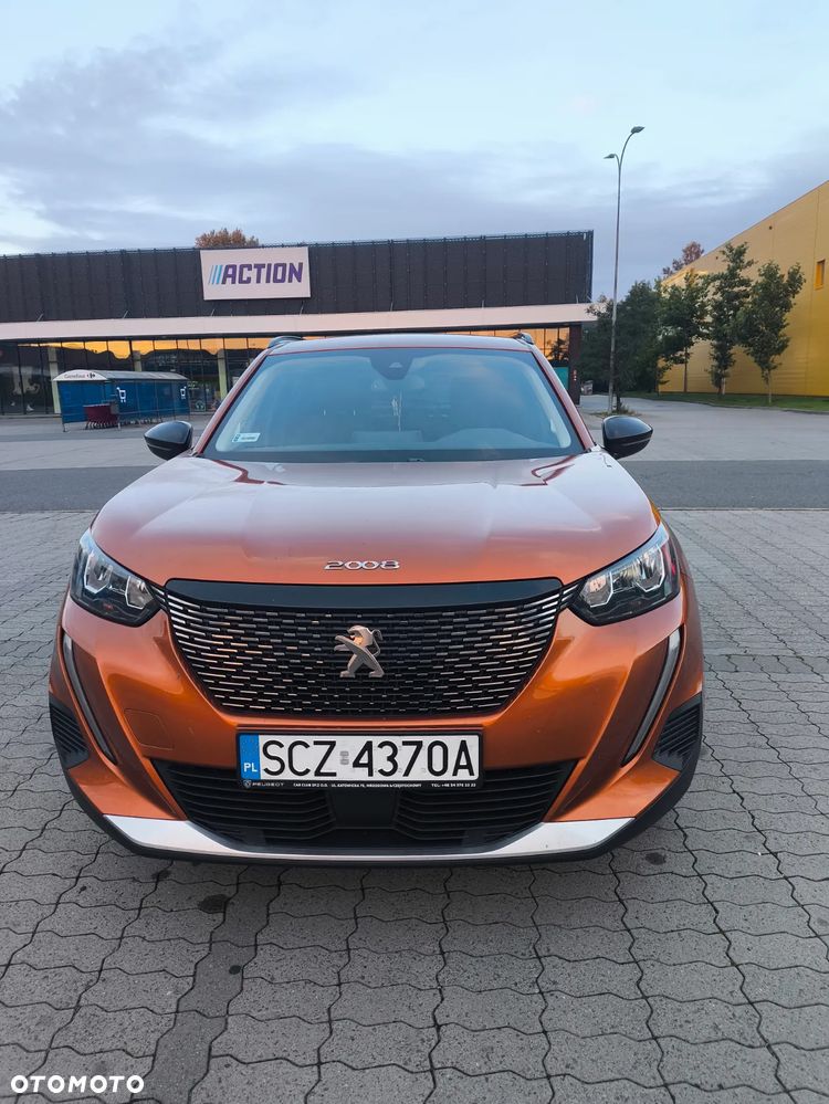 Peugeot 2008 1.2 PureTech Allure S&S - 4