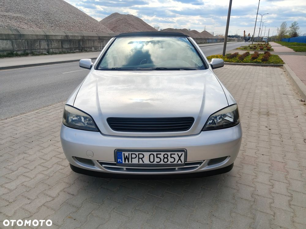 Opel Astra 1.8 Bertone - 3