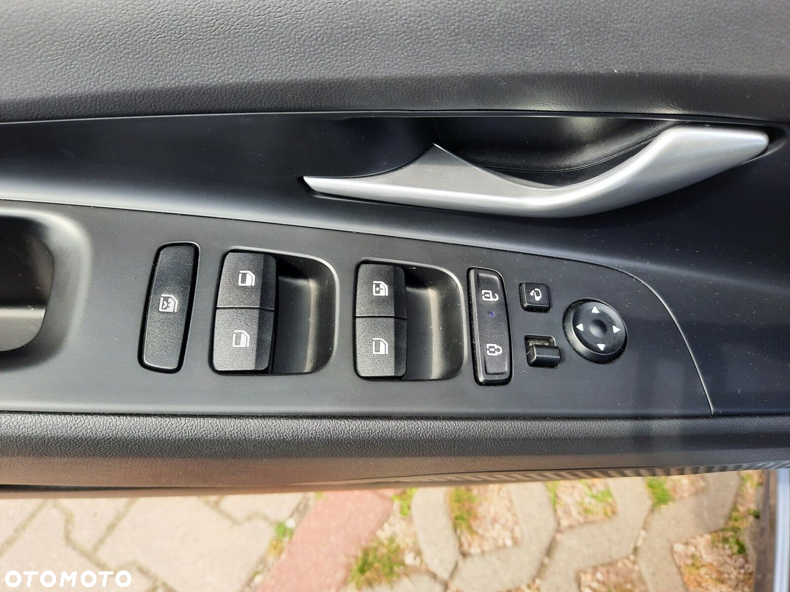 Hyundai Elantra 1.6 Smart CVT - 36