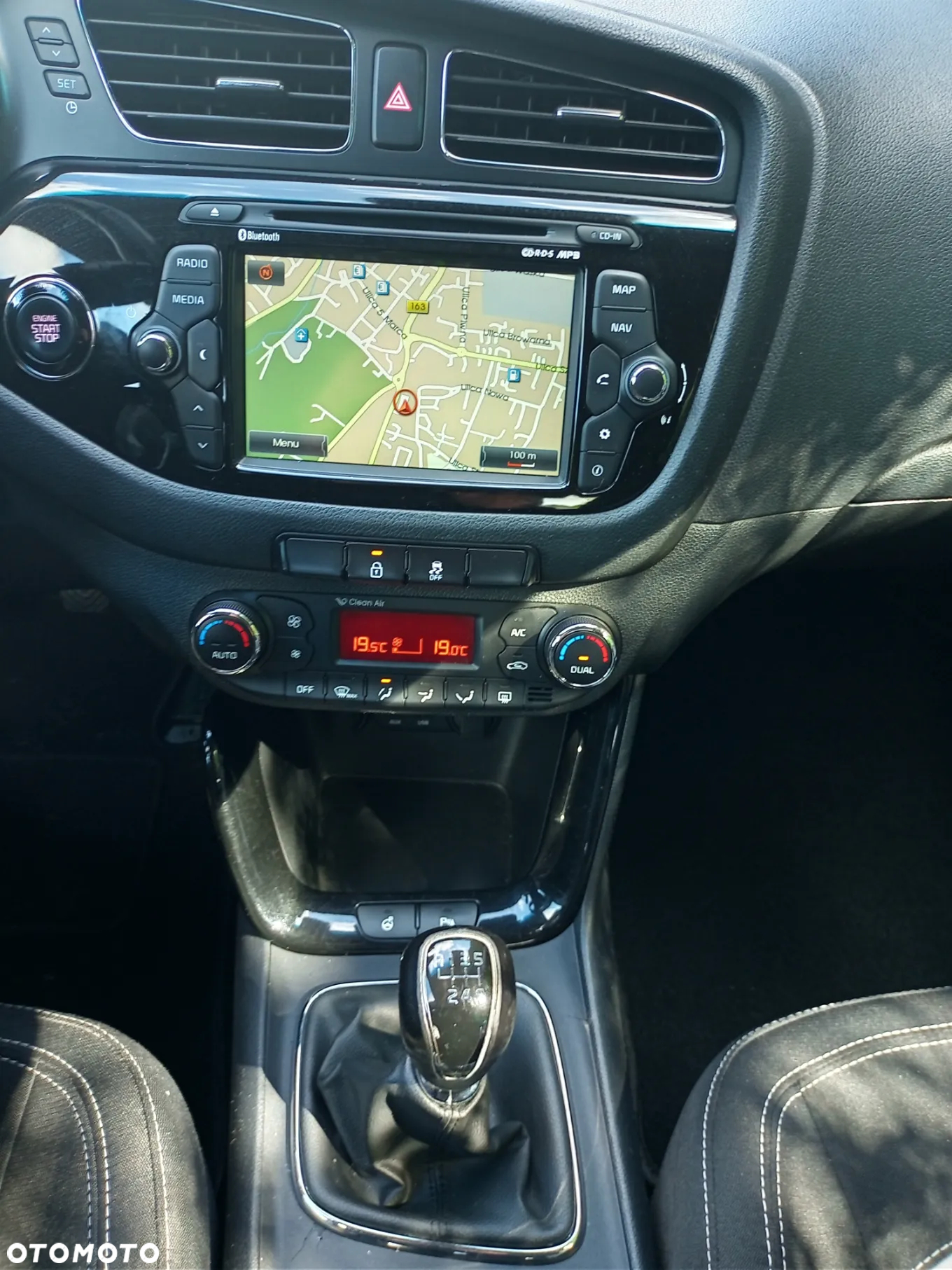 Kia Ceed Cee'd 1.6 GDI Business Line - 17