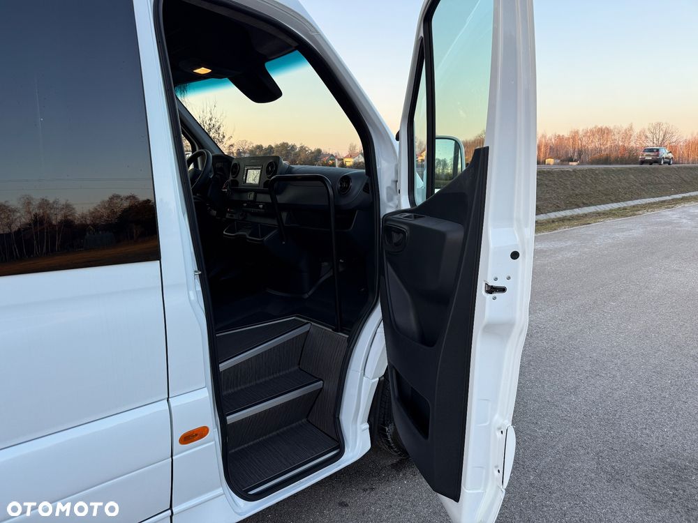 Mercedes-Benz Sprinter 517 - 17