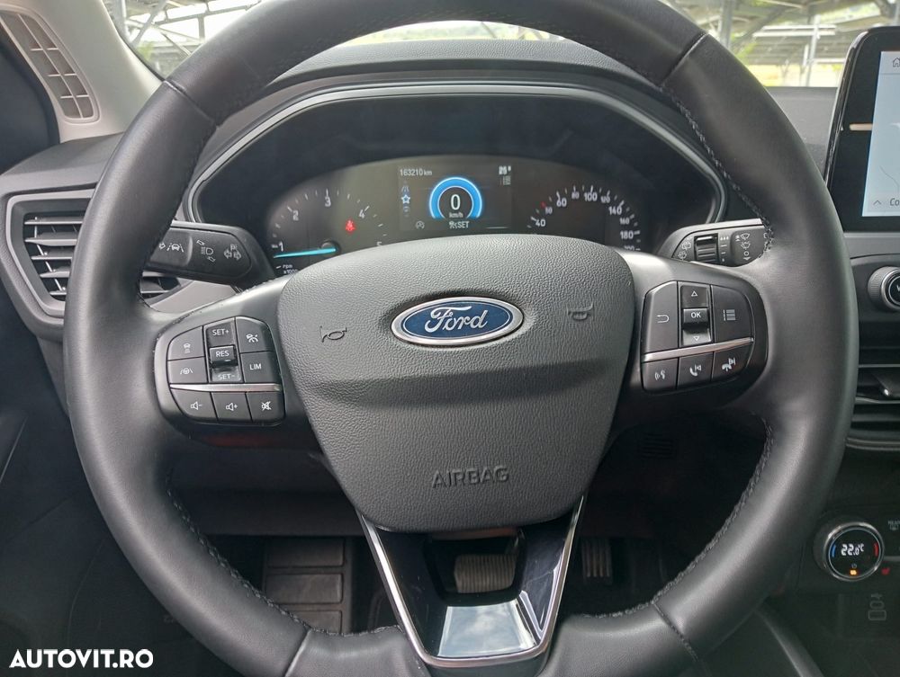 Ford Focus Turnier 1.5 EcoBlue Start-Stopp-System Aut. ST-LINE X - 17