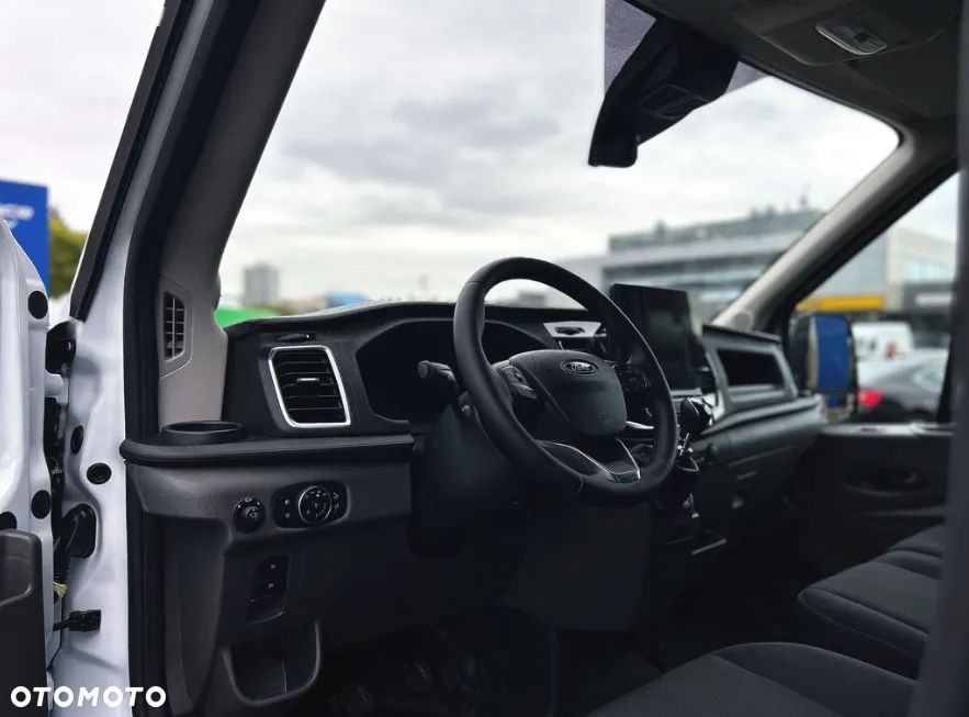 Ford Transit - 6