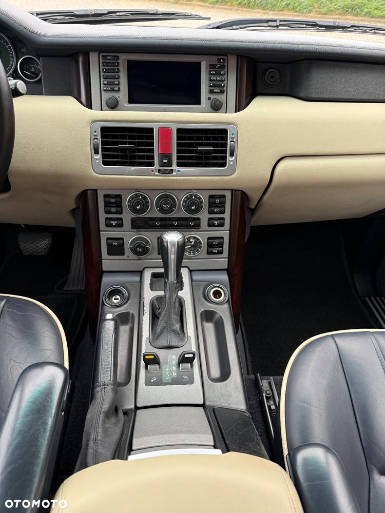 Land Rover Range Rover 4.4 Vogue - 32