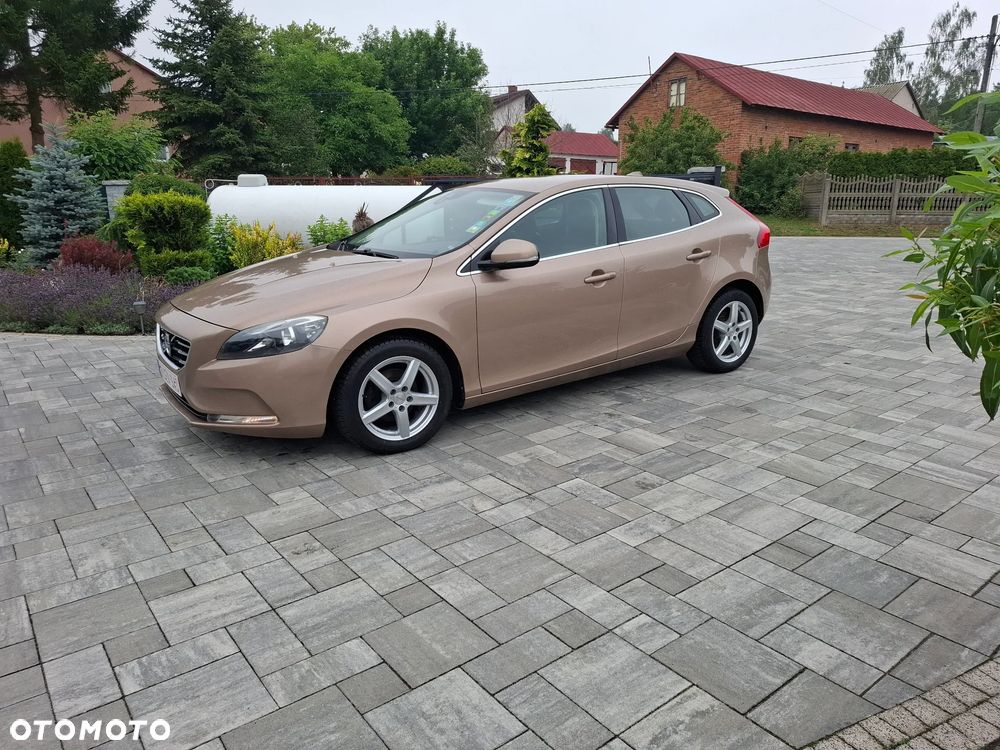 Volvo V40 D2 You - 4