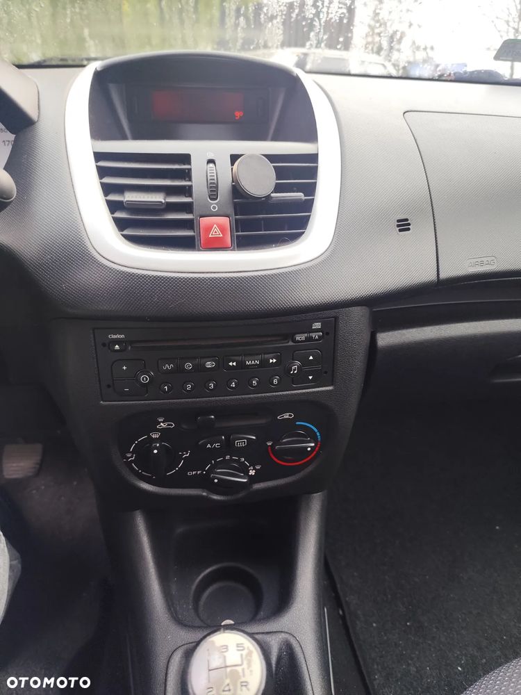 Peugeot 206 plus 206+ 1.1 Presence Euro5 - 12