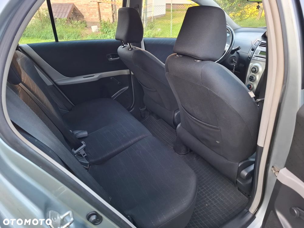 Toyota Yaris 1.4 D-4D Sol - 6
