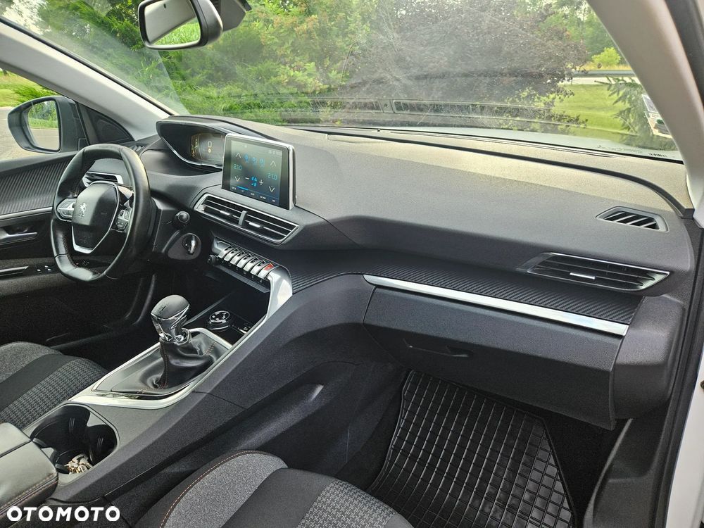 Peugeot 3008 BlueHDi 120 Stop & Start Style - 29