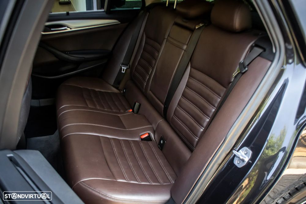 BMW 520 d Line Luxury Auto - 26