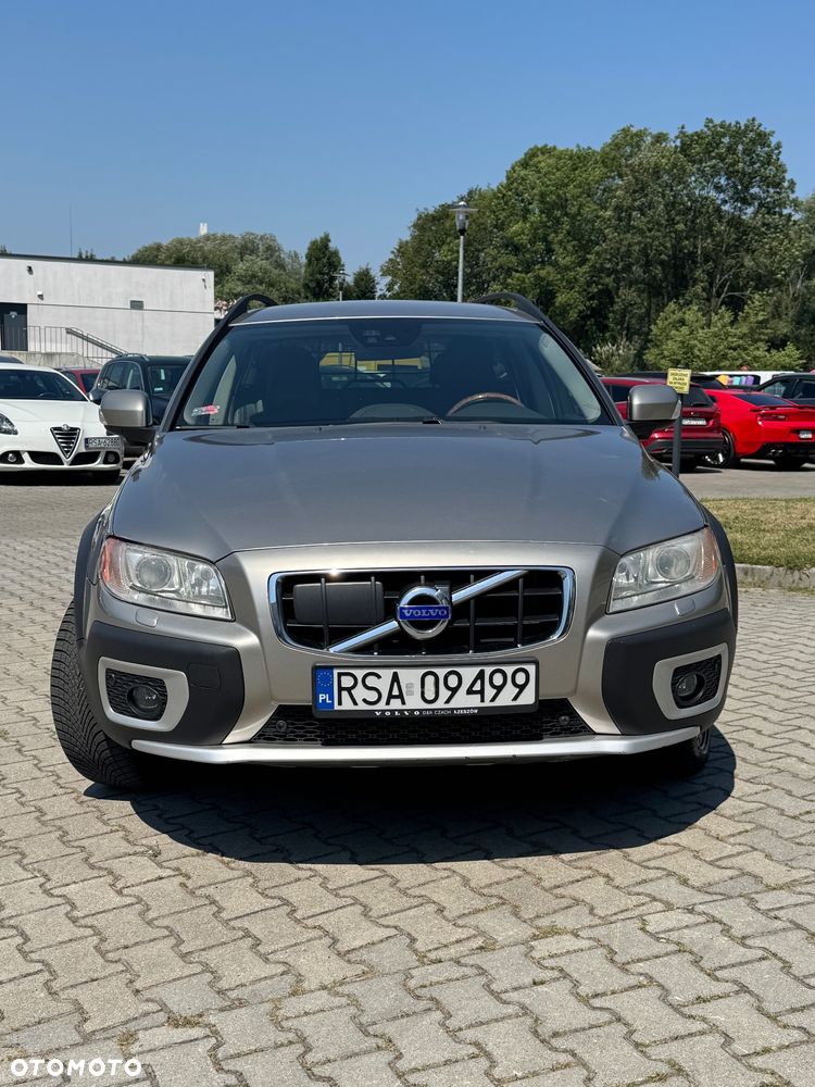 Volvo XC 70 D5 AWD Dynamic Summum - 2