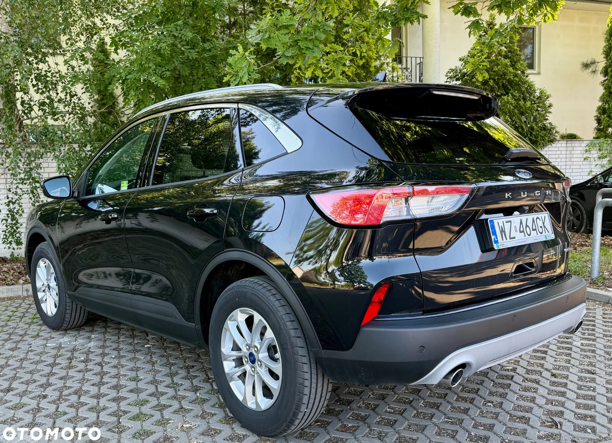 Ford Kuga 2.5 FHEV FWD Titanium X - 4