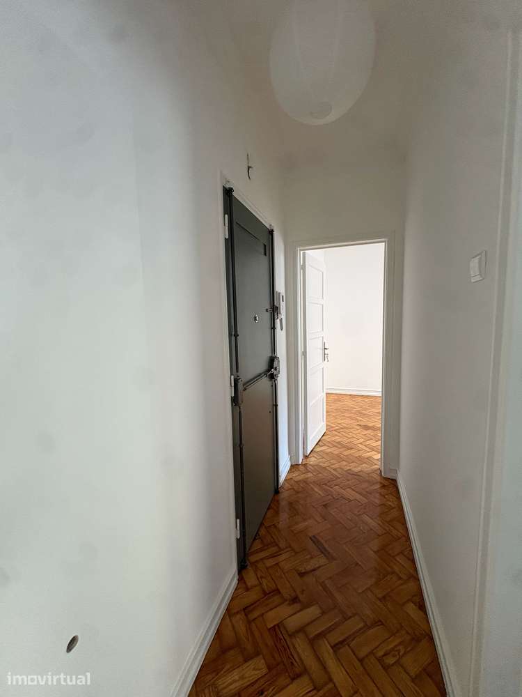Apartamento T1 Areeiro - Grande imagem: 4/15
