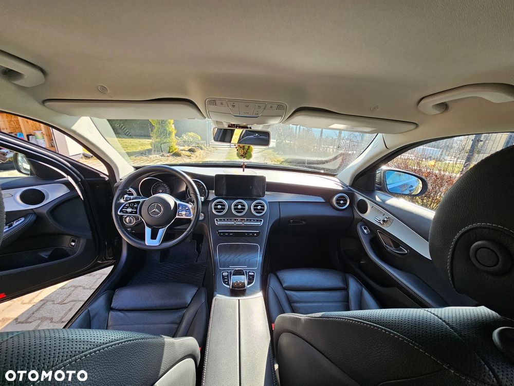 Mercedes-Benz Klasa C 300 d 4MATIC 9G-TRONIC - 3