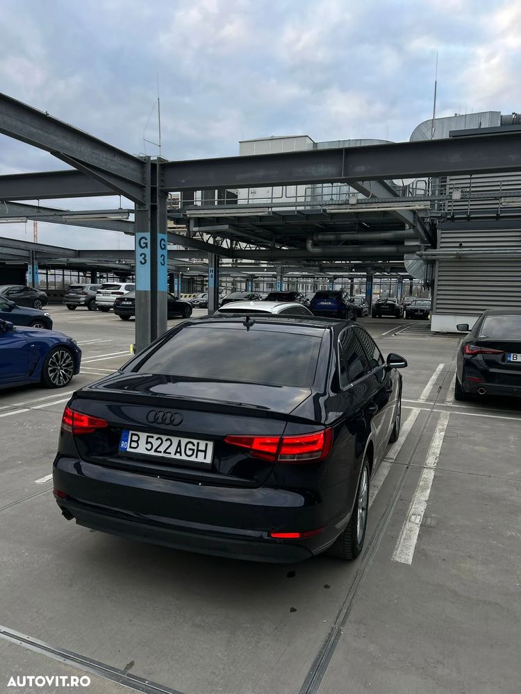 Audi A4 2.0 TDI S tronic - 6