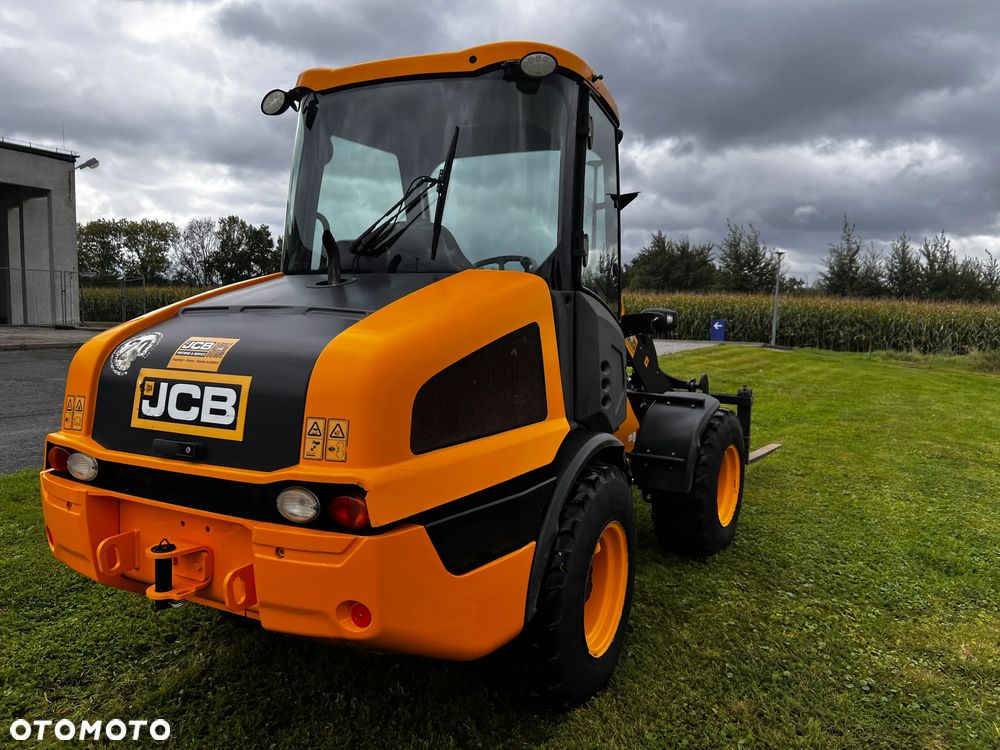 JCB 406 T4 - 12