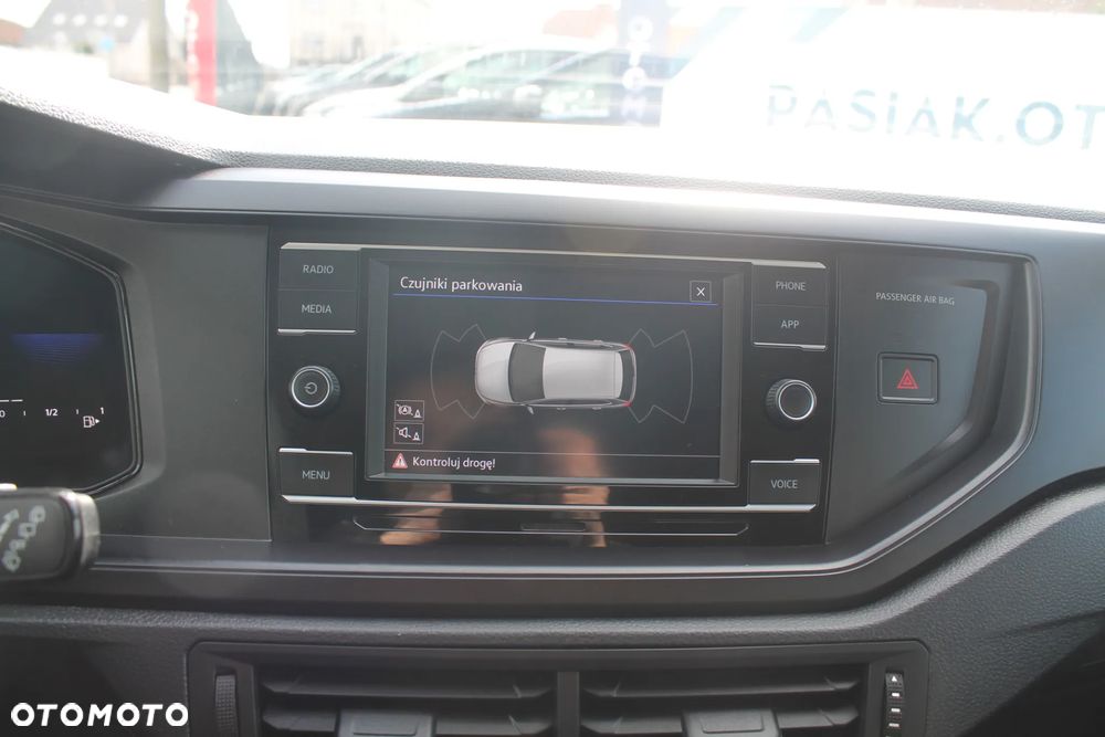 Volkswagen Polo 1.0 - 22