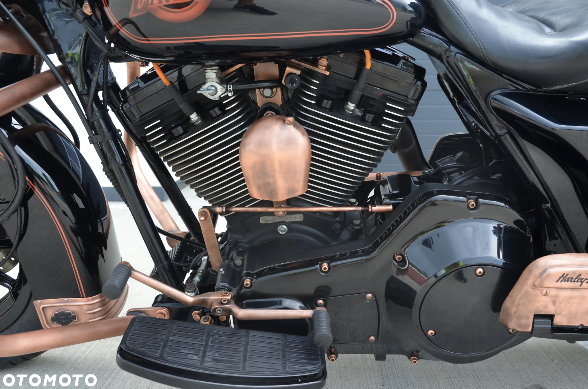 Harley-Davidson FLH Electra Glide - 12