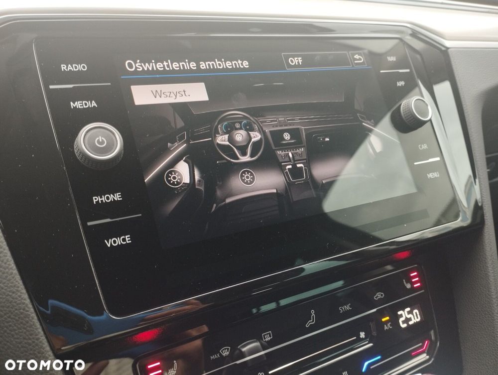 Volkswagen Passat Variant - 17