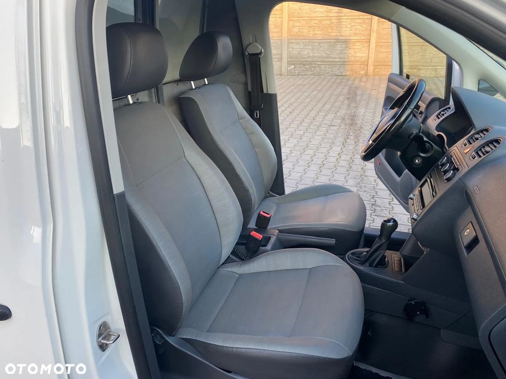 Volkswagen CADDY - 15