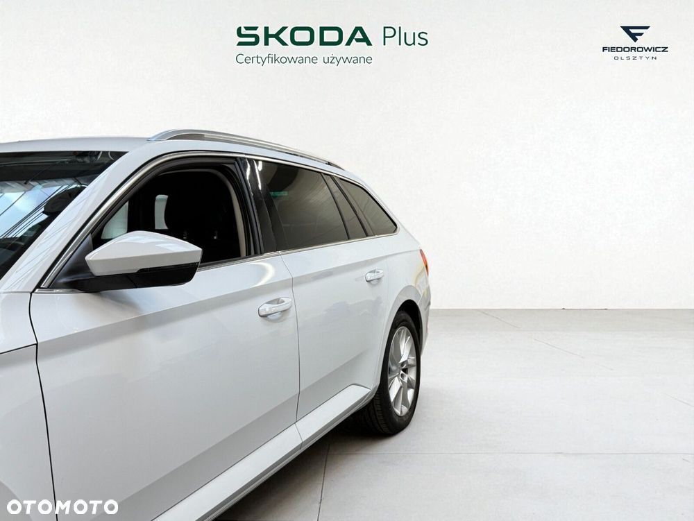 Skoda Superb 2.0 TDI SCR 4x4 Style DSG - 10