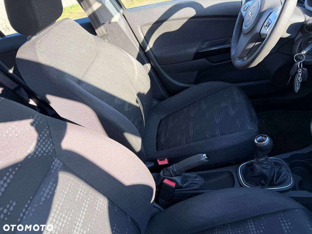 Opel Corsa 1.2 16V Enjoy - 10