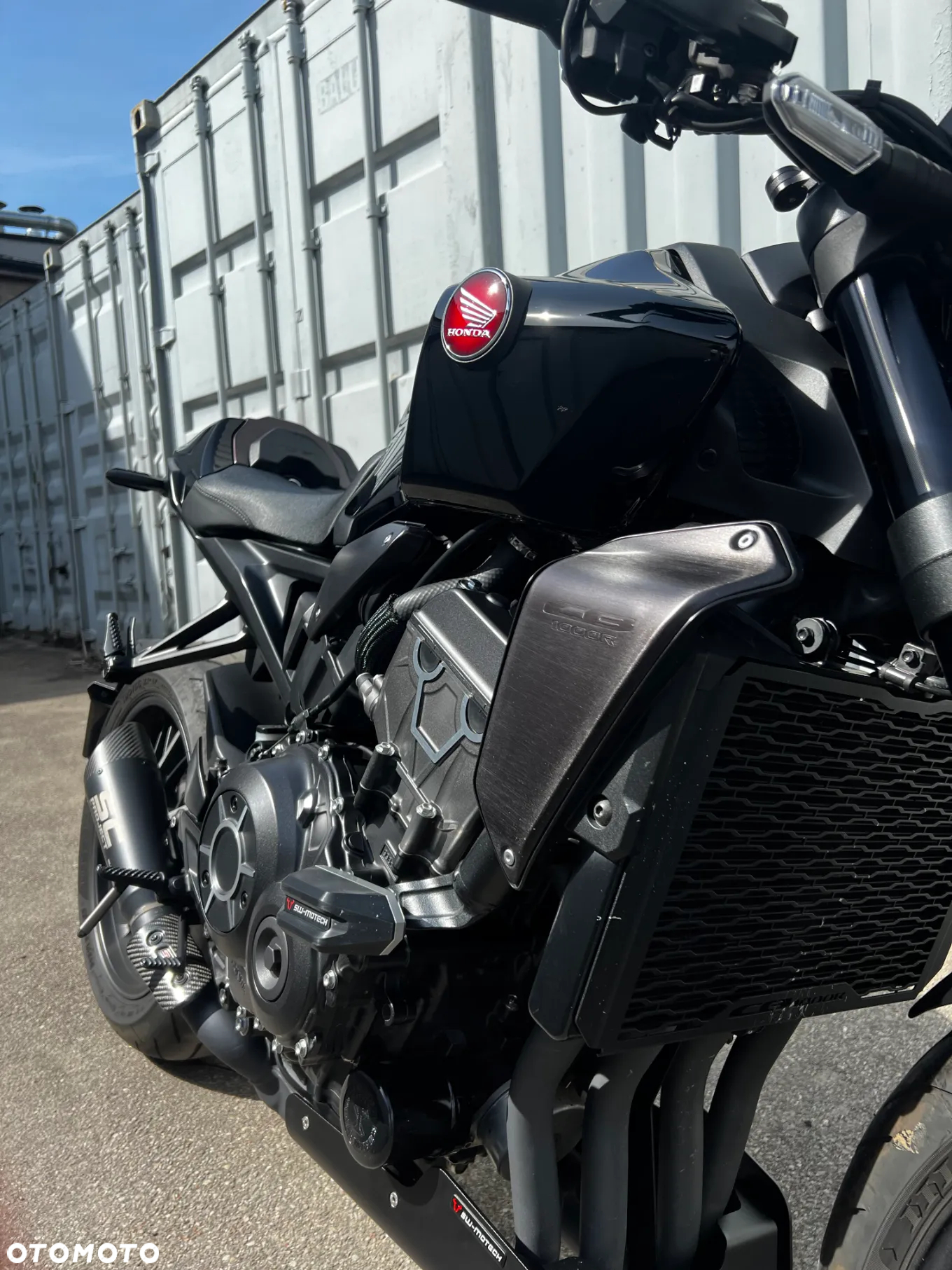 Honda CB - 2