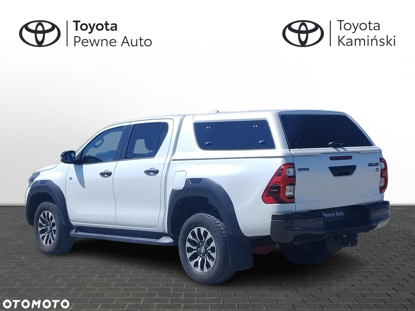 Toyota Hilux 2.8 D-4D Double Cab GR Sport 4x4 - 3