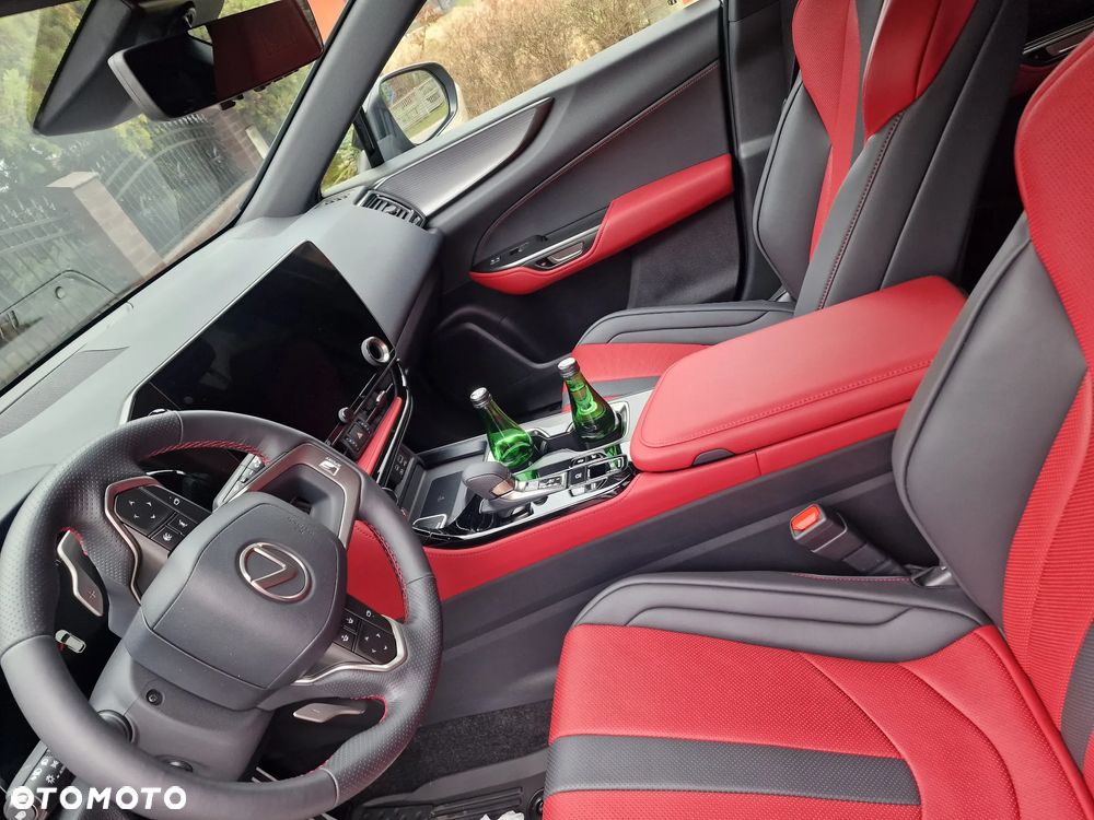 Lexus NX 450h+ F Sport AWD - 8