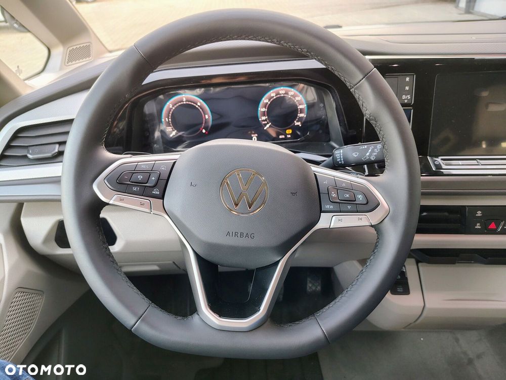 Volkswagen california Nowa California Beach silnik: 2,0 l TDI SCR 150 KM / skrzynia biegów: 7-biegowa DSG rozstaw osi: 3124 mm - 15