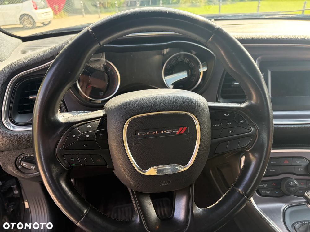 Dodge Challenger Automatik R/T Plus - 29