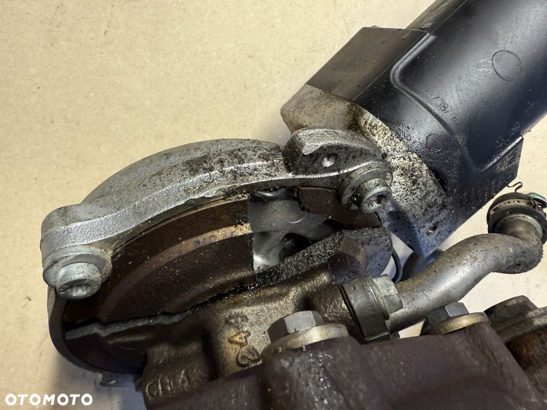 AUDI A4 B8 A5 8T 2.0 TDI TURBOSPRĘŻARKA USZKODZONA 03L145701D - 8