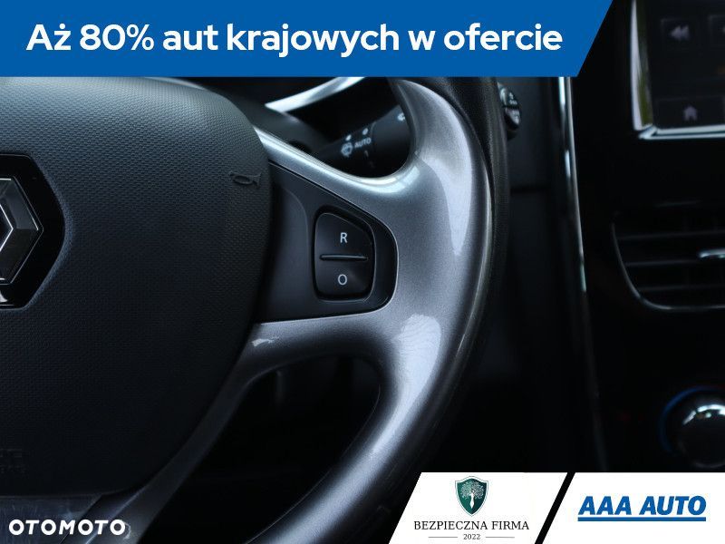 Renault Clio - 22