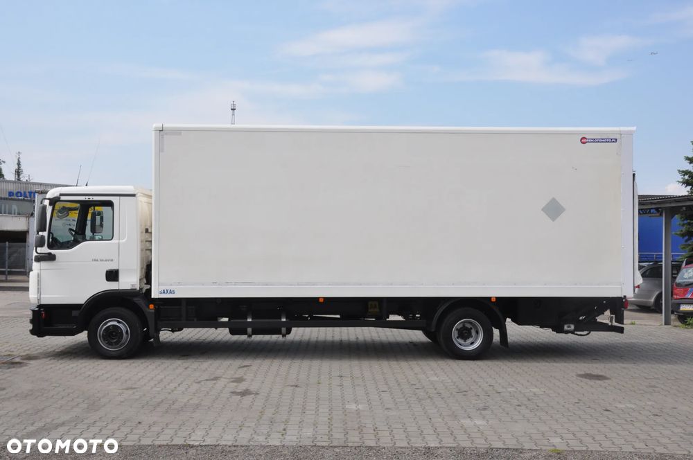MAN TGL 12.220  USZKODZONY SILNIK - 4