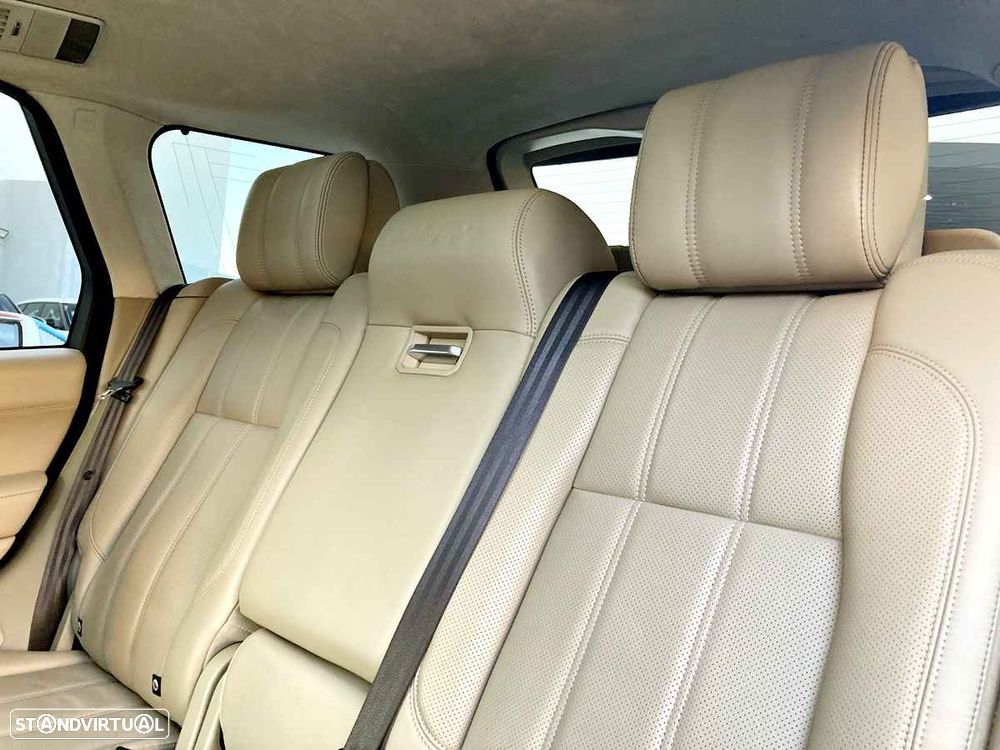 Land Rover Range Rover 4.4 SDV8 Autobiography - 25